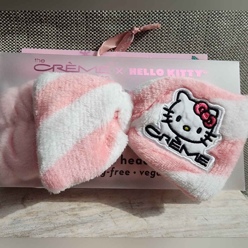 Hello Kitty Crème Plush Spa Headband LIMITED EDITION